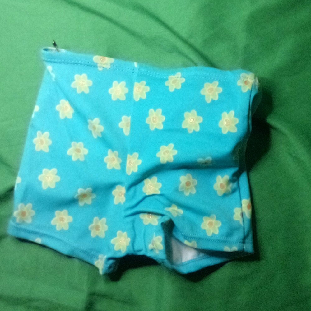 Bathing suit - Picture 5 of 5
